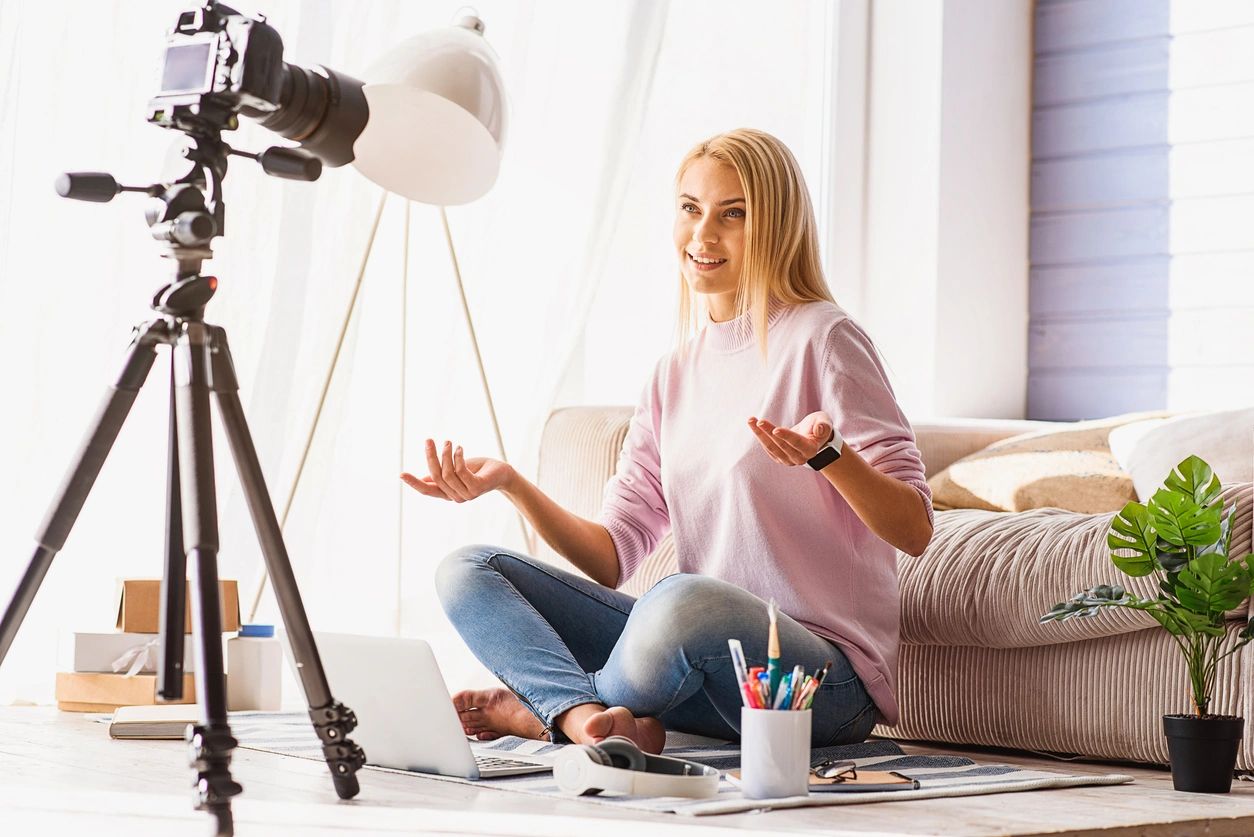 Girl making a lengthy social media video.